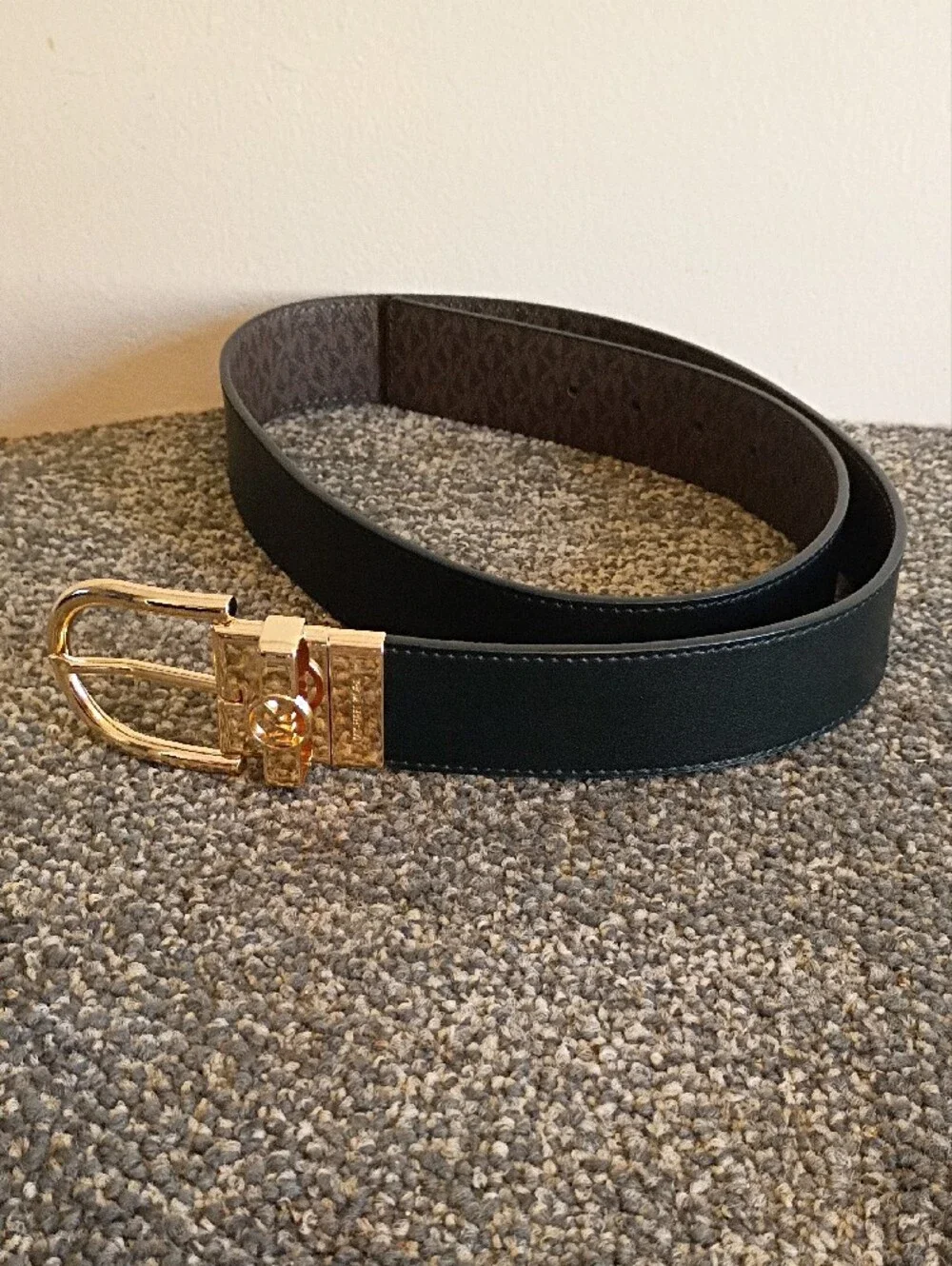 Michael Kors reversible Brown and Black Womens Belt with Gold Buckle Slze L